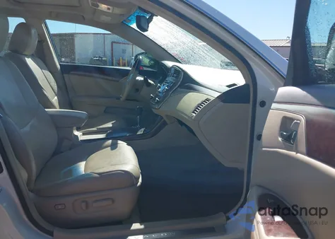 2011 Toyota Avalon Limited z USA, uszkodzony, nr VIN 4T1BK3DB2BU397217